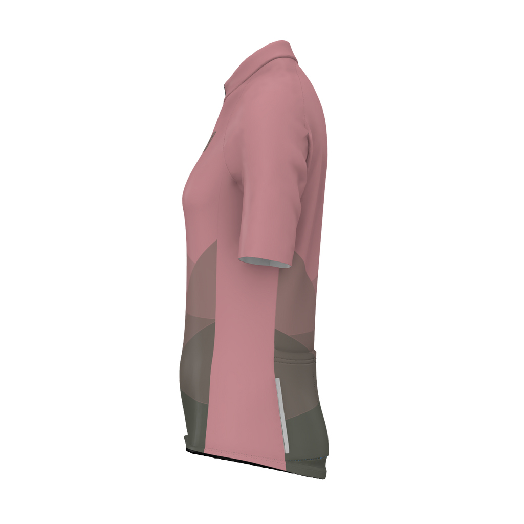 Left side view of the Biemme Badlands women’s jersey displaying the breathable fabric and streamlined sleeve design